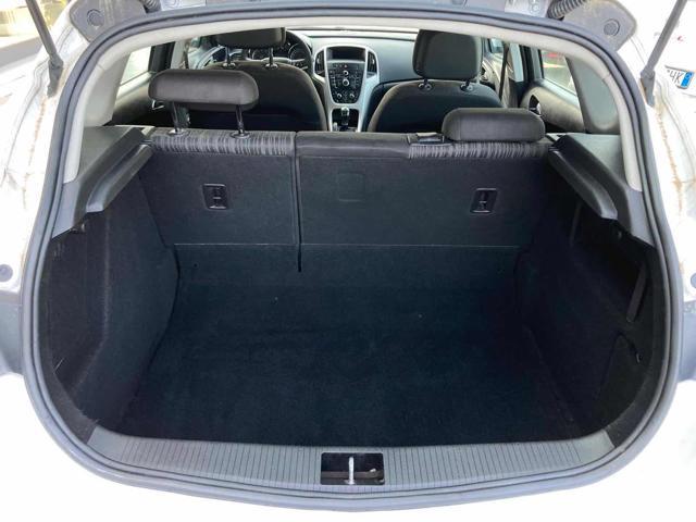 OPEL Astra 1.4 100CV 5 porte Cosmo