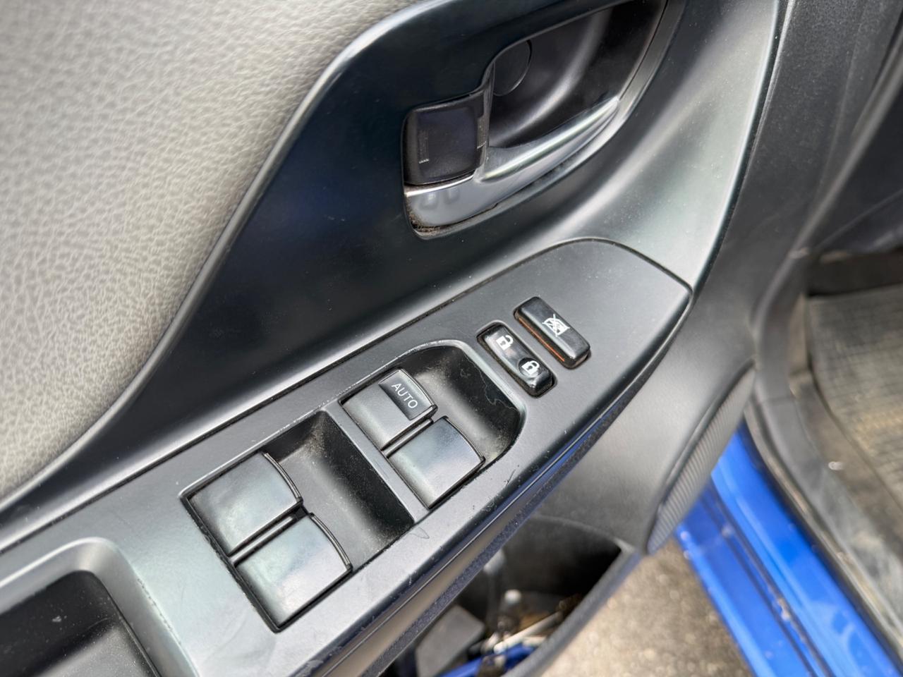 TOYOTA YARIS 1.5 BENZINA-IBRIDA AUTOMATIC EURO6B NEOPATENTATI