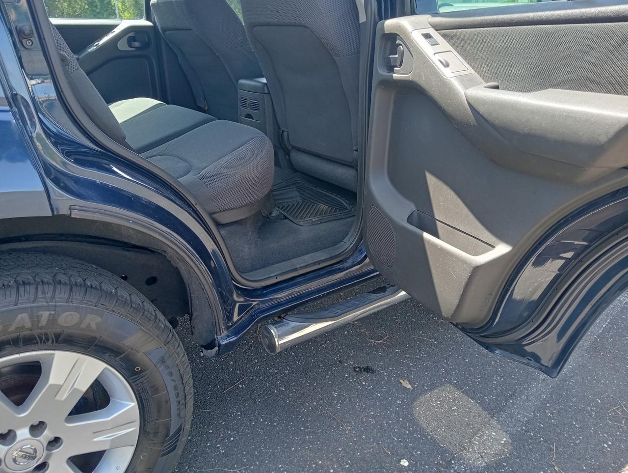 Nissan Pathfinder 2.5 dCi SE