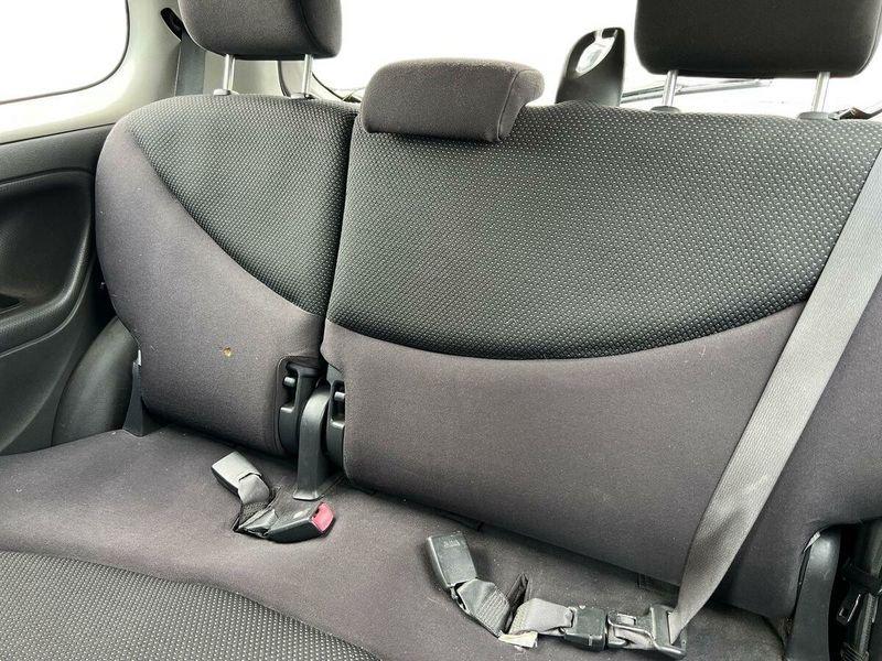 Toyota Yaris 1.5i 16V cat 3 porte T Sport