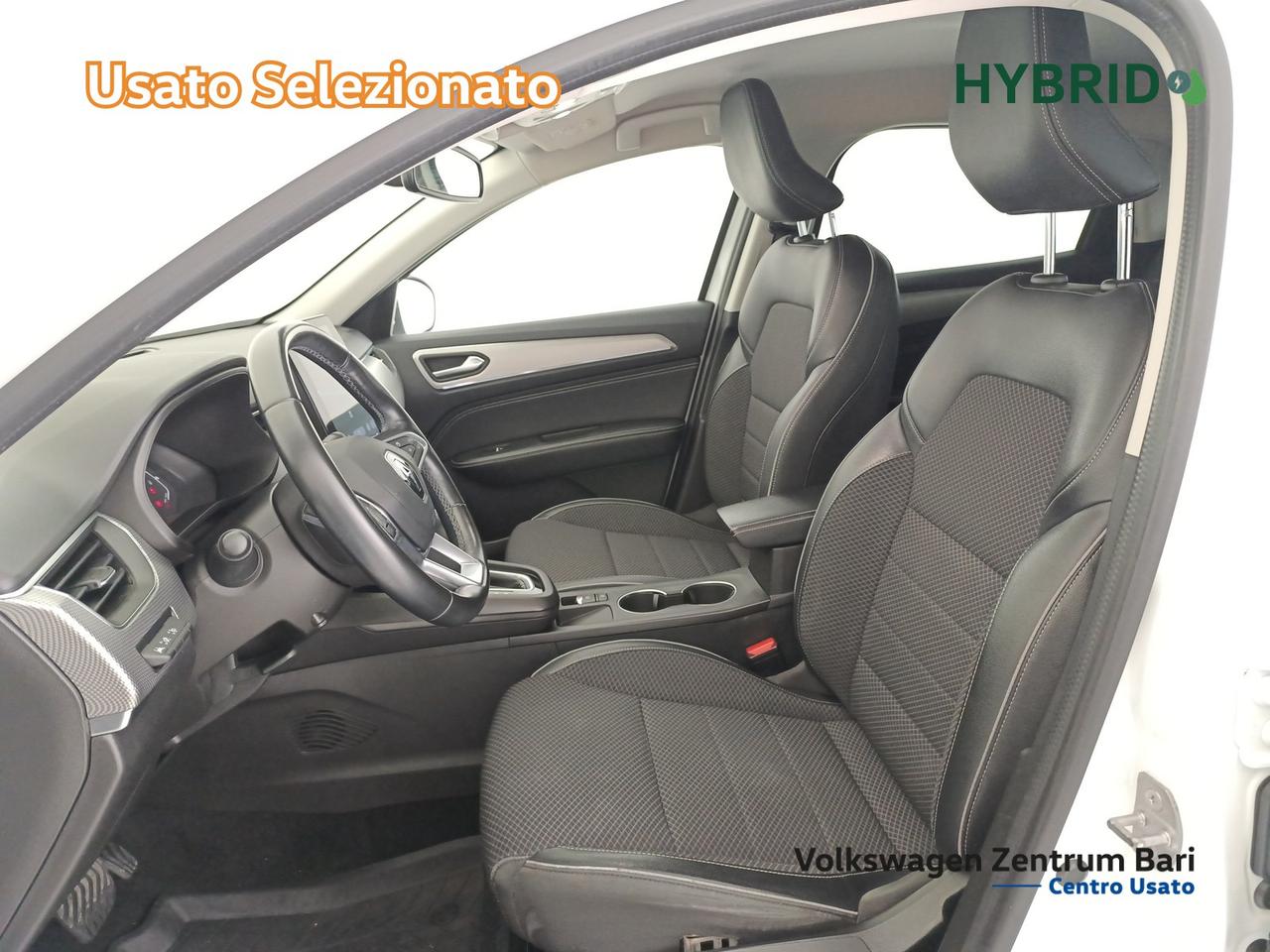 Renault Arkana 1.6 e-tech full hybrid intens 145cv