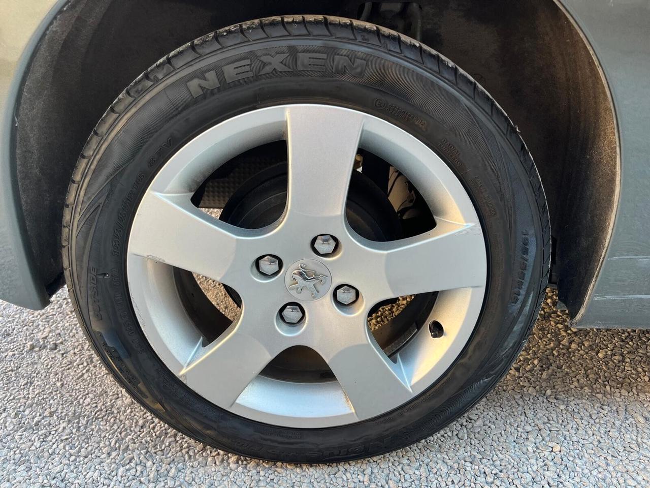 Peugeot 207 1.6 HDi 90CV EURO5 12 MESI DI GARANZIA