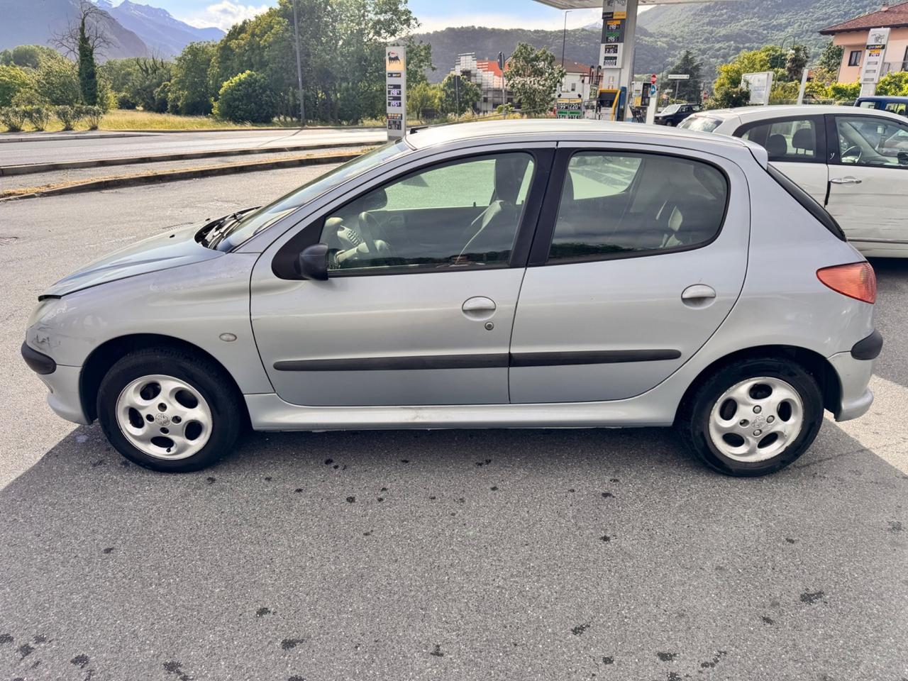 Peugeot 206 1.4 16V 5p. Roland Garros