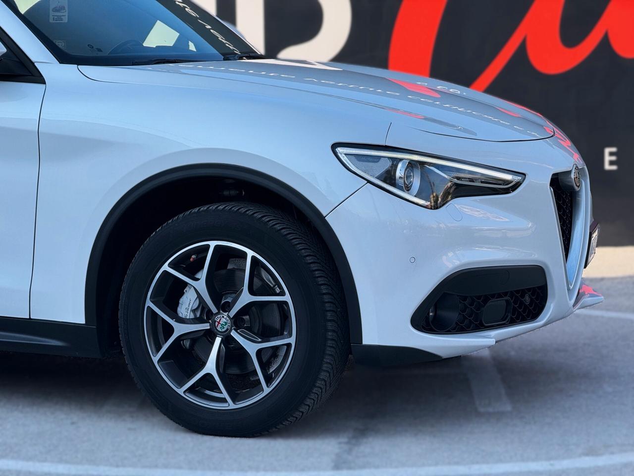 Alfa Romeo Stelvio 2.2 Turbo Diesel Super Q4 210CV TETTO