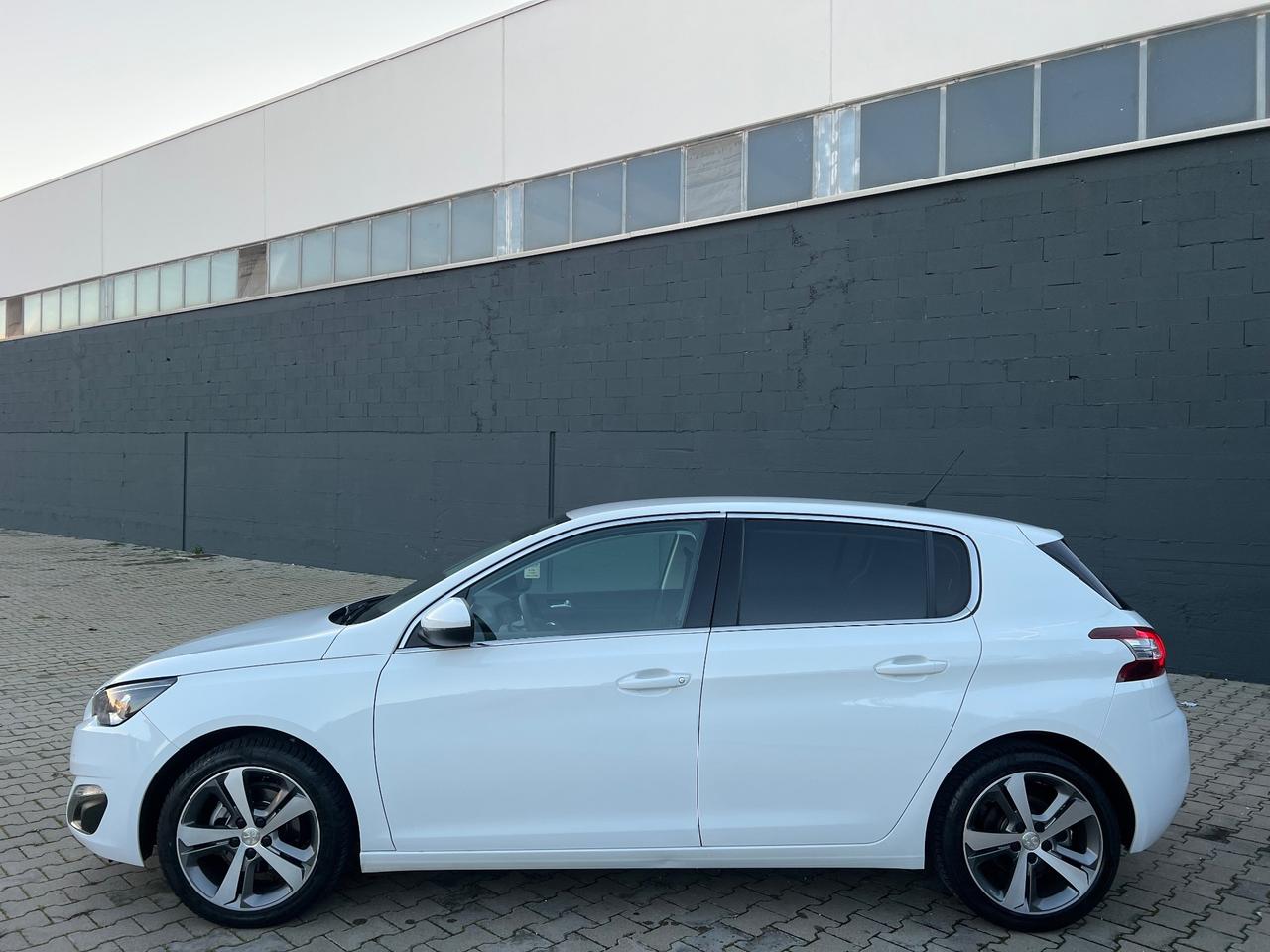 Peugeot 308 1.6 BlueHDi 120 Allure - 2017