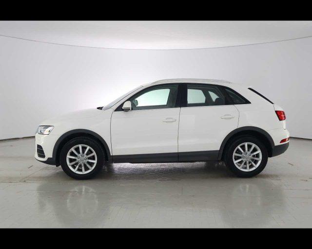 AUDI Q3 2.0 TDI 120 CV Business