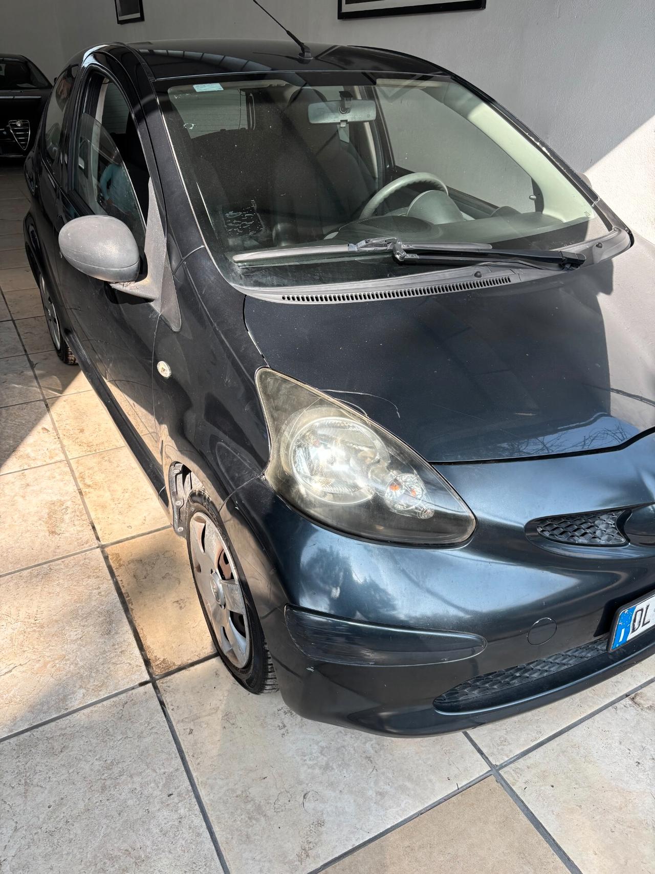 Toyota Aygo 1.0 12V VVT-i 3 porte Sol