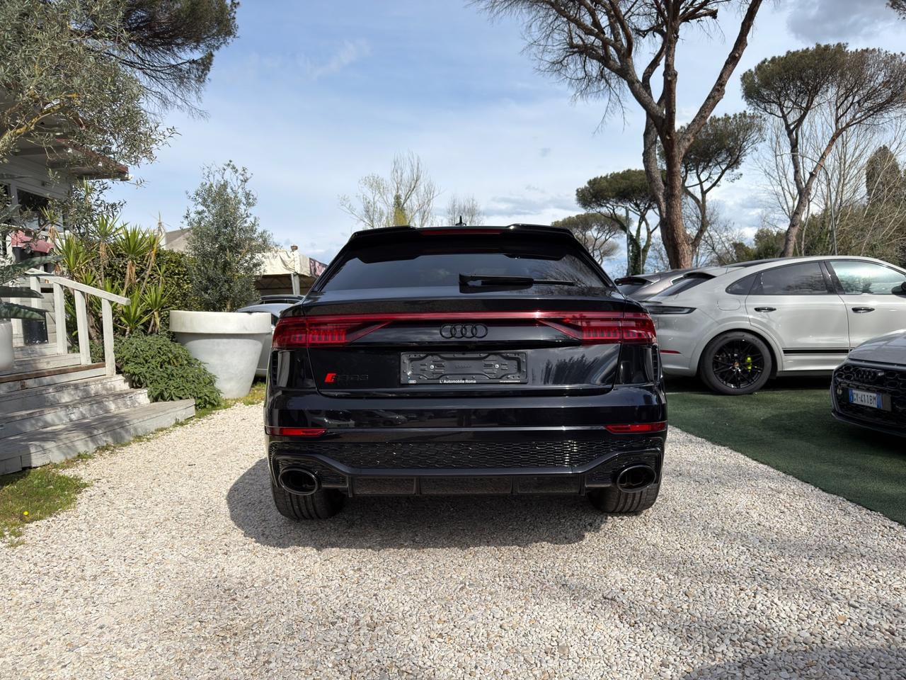 Audi Q8 RS TFSI V8 quattro tiptronic