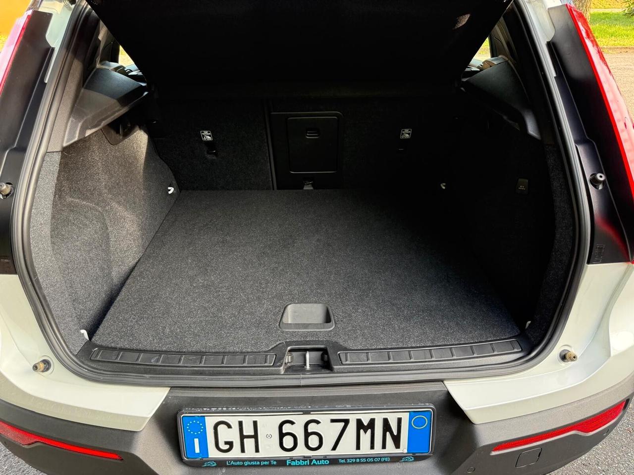 Volvo XC40 B4 AWD HYBRID Geartronic R-Design