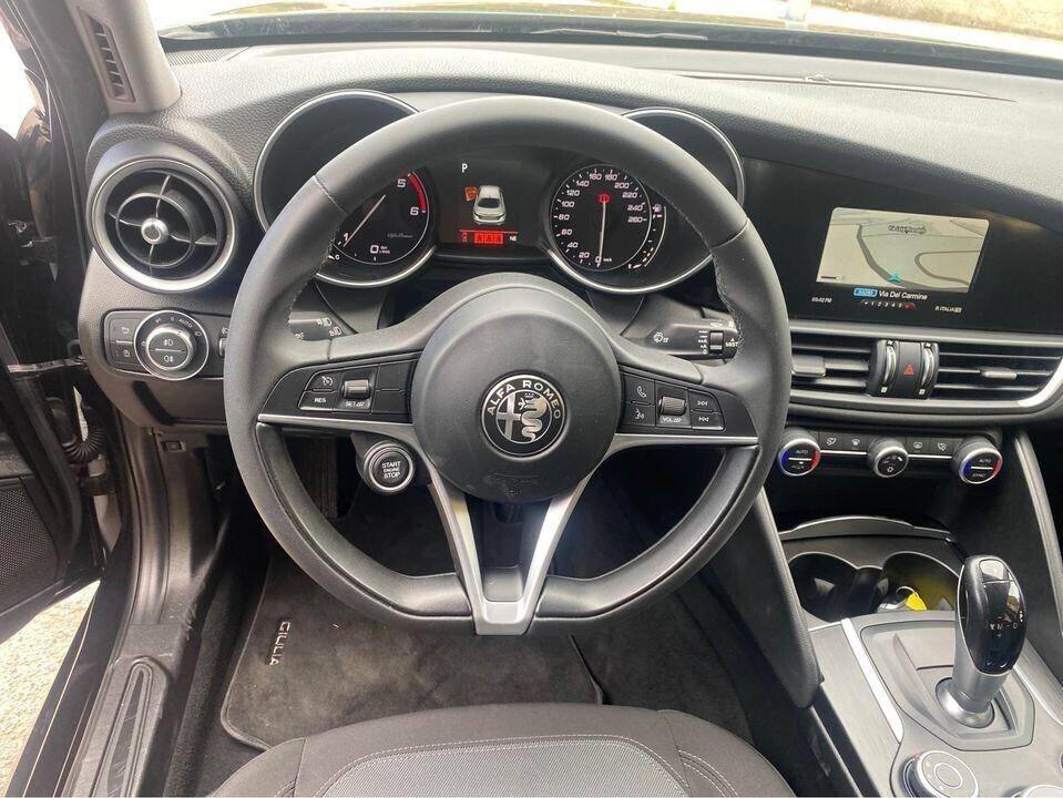 Alfa Romeo Giulia 2.2 Turbodiesel 150 CV AT8 Busin