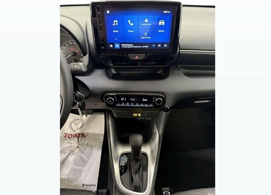 Toyota Yaris 1.5 Hybrid 5 porte Active KM 0 VARI ALLESTIMENTI KM 0