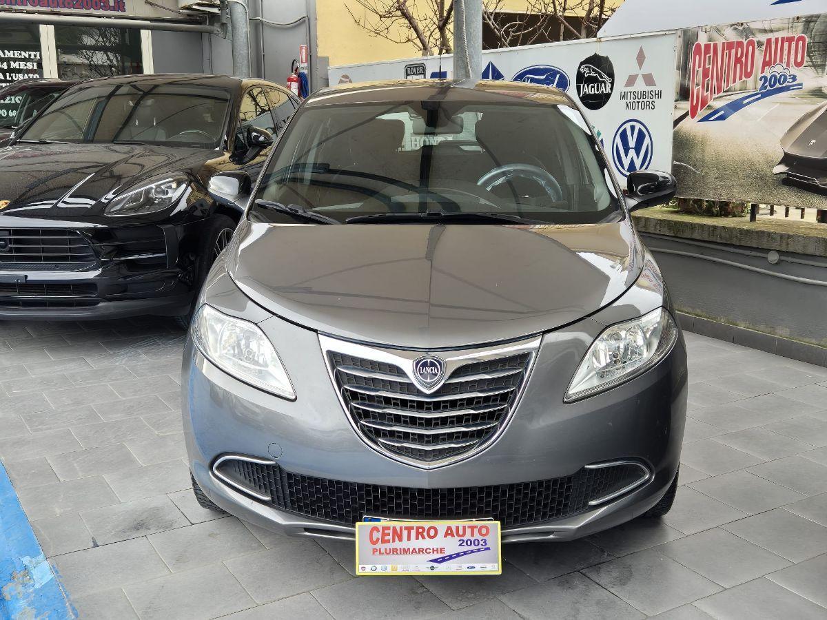 LANCIA - Ypsilon - 1.2 69 CV 5p. Gold