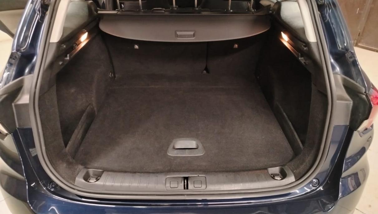 FIAT Tipo (2015-->) - Tipo 1.6 Mjt S&S SW Lounge
