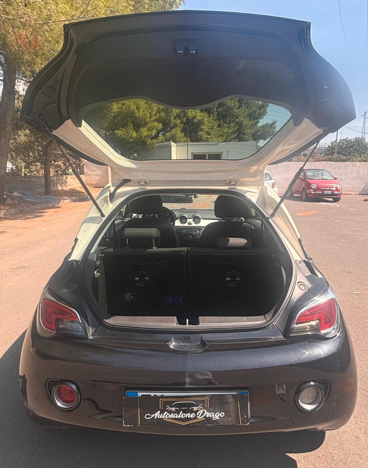 Opel Adam 1.2 70 CV White/Black Link
