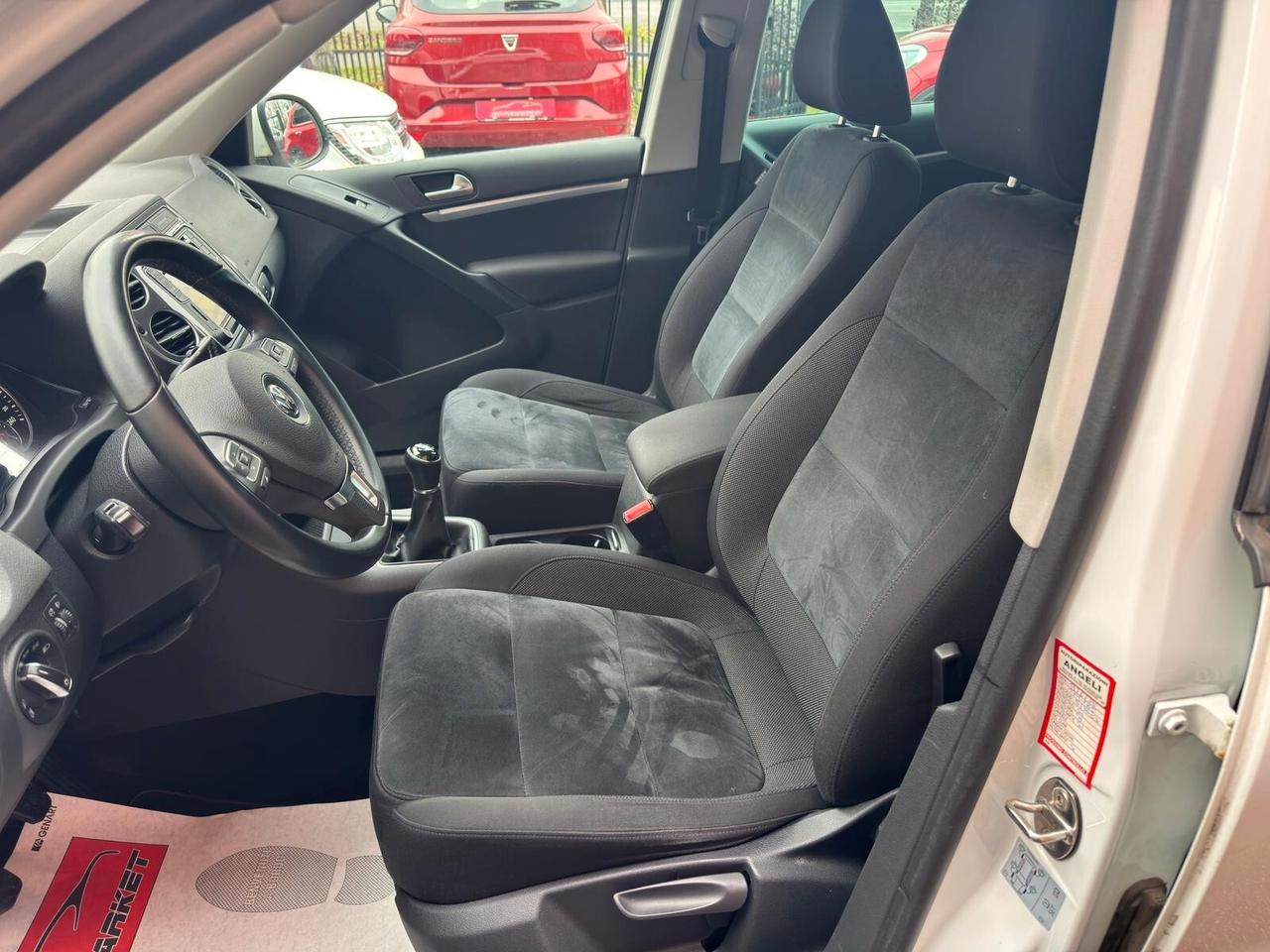 Volkswagen Tiguan 2.0 TDI 110 CV Sport & Style BlueMotion Technology