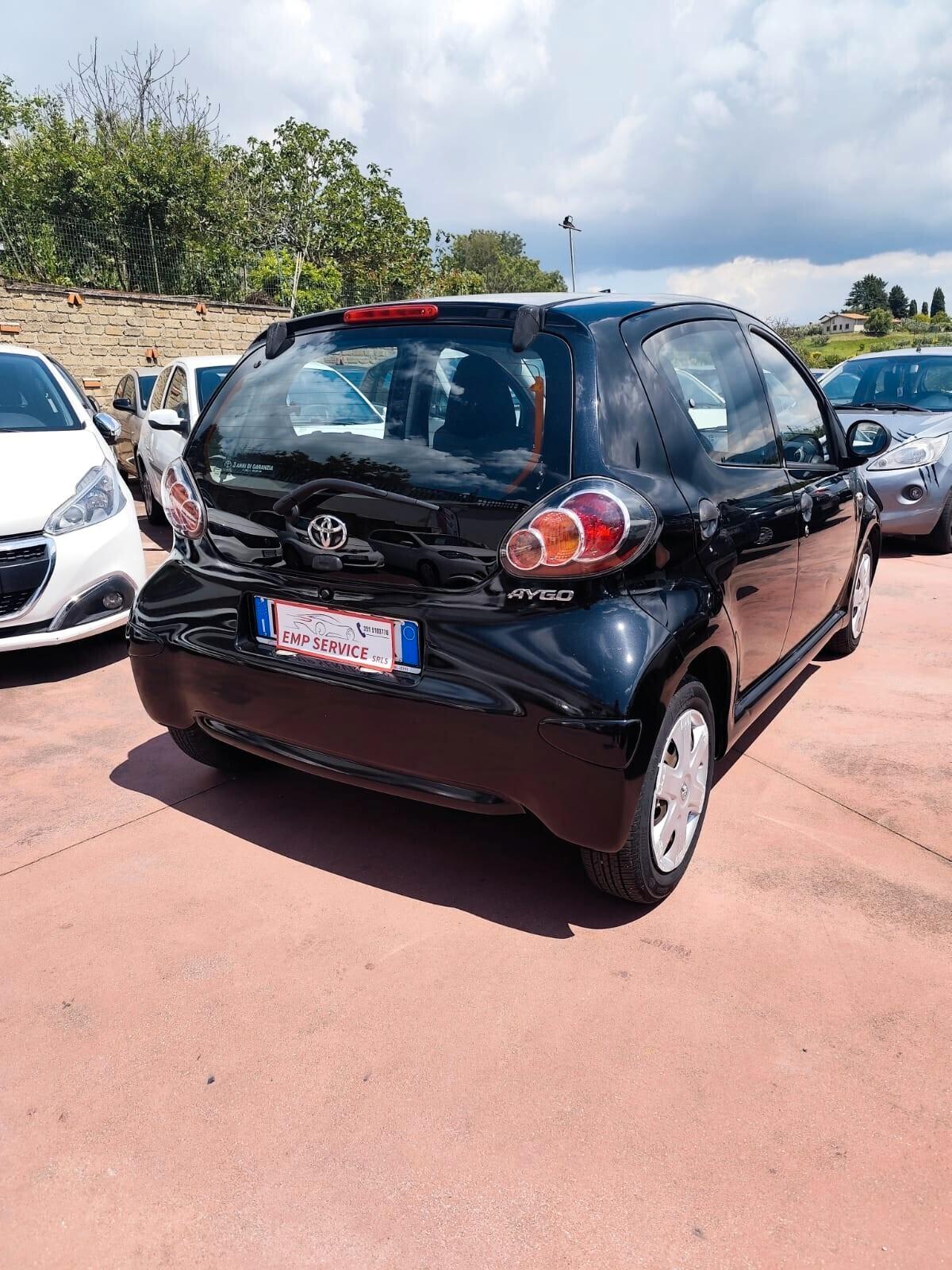 Toyota Aygo 1.0 12V VVT-i 5p Sol