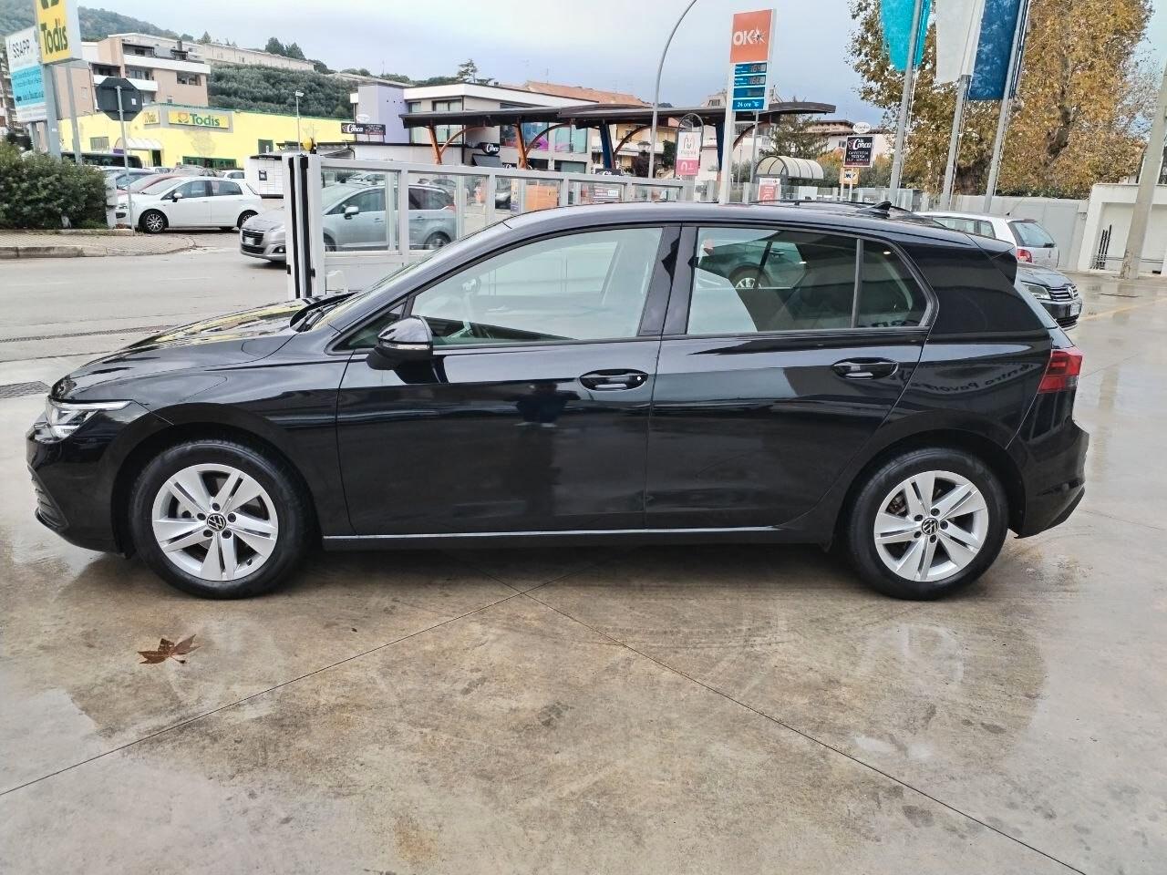 Volkswagen Golf 1.0 eTSI EVO DSG Life