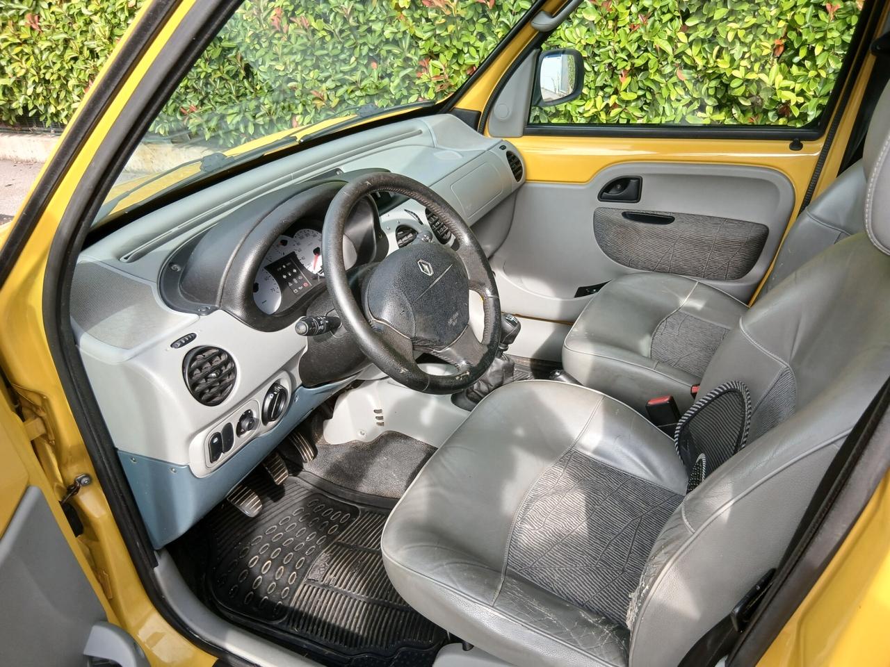 Renault Kangoo 1.9 dCi 4x4 5p. Privilège con GANCIO TRAINO