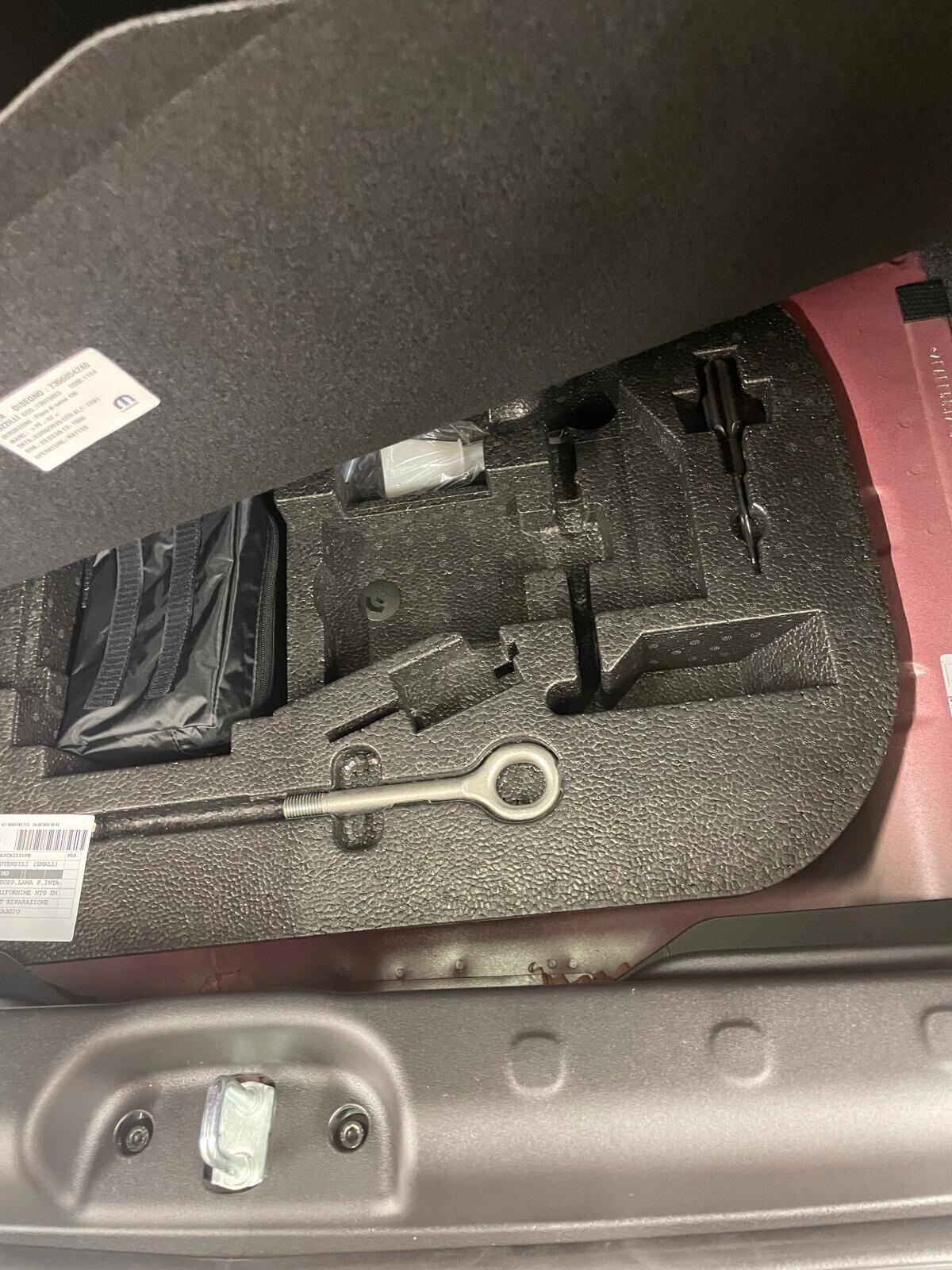 Fiat Panda PANDINA KM0 1.0 Hybrid NO finanziamento