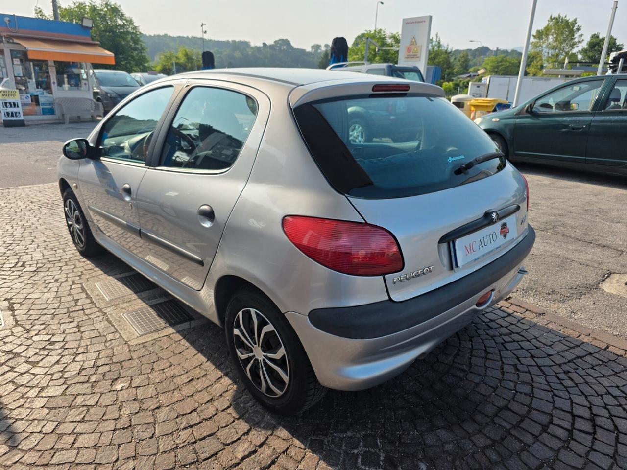 Peugeot 206 1.4 5p. Con 245.000km Neopatentati ok