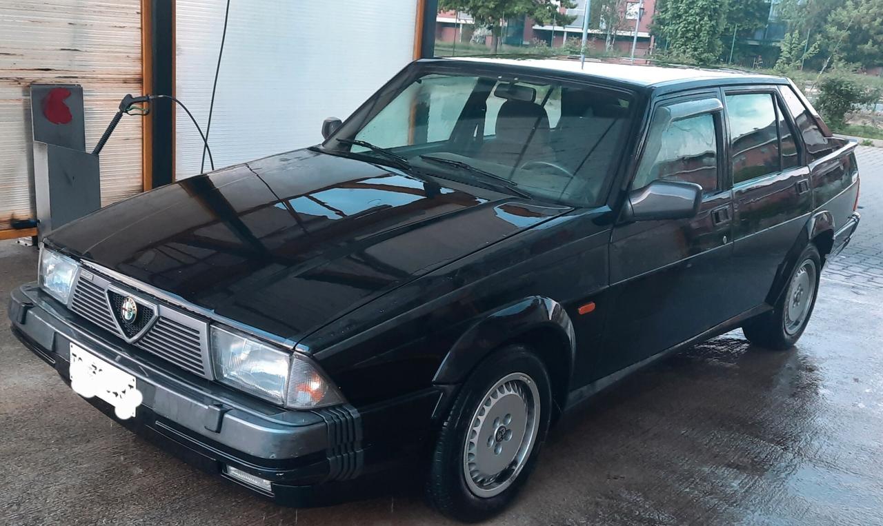 Alfa Romeo 75 1.8i turbo America
