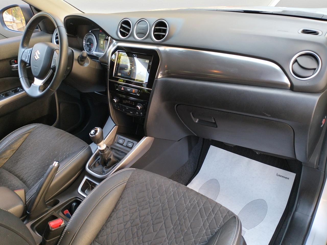 Suzuki Vitara II 2022 1.4h Top 2wd * SOLI 44.000 KM *