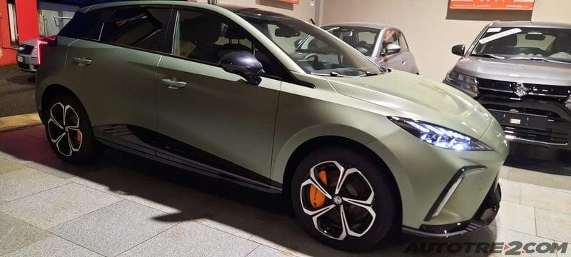 MG MG4 NUOVA MG4 E Standard 49 KWh TUA DA € 20200!! DETAX