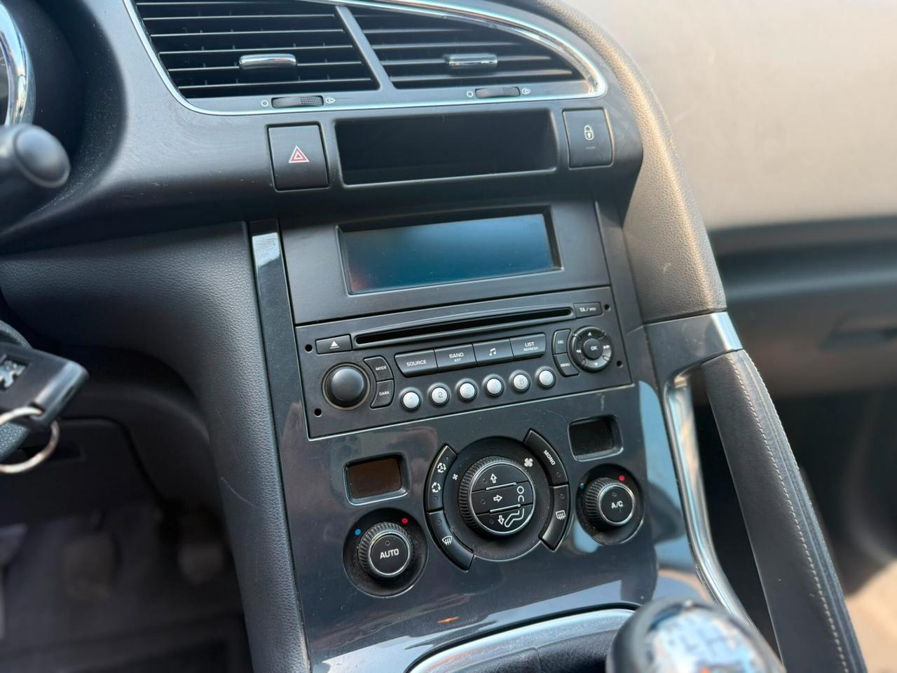 Peugeot 3008 1.6 HDi 110CV 2010
