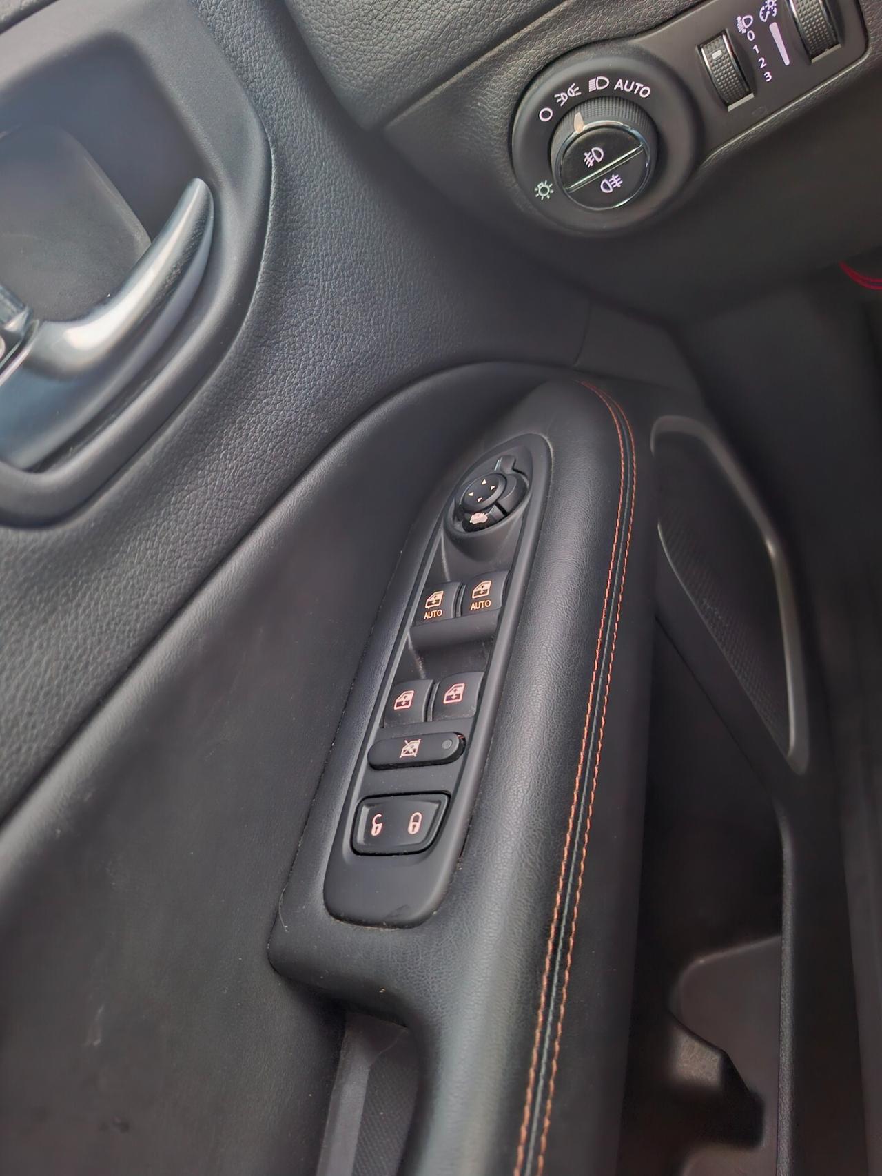 JEEP COMPASS 1.6 Mtj 120cv-Navi-XENON*TELECAMERA