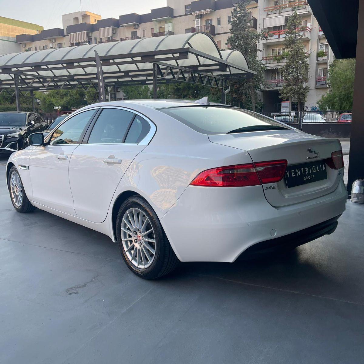 JAGUAR - XE - 2.0 D Turbo aut.