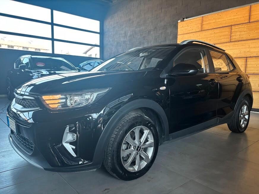Kia Stonic 1.0 T-GDi 100 CV MHEV NEOPATENTATI