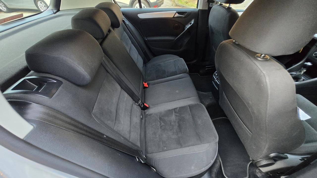 Volkswagen Golf Business 1.6 TDI 5p. Highline Neop