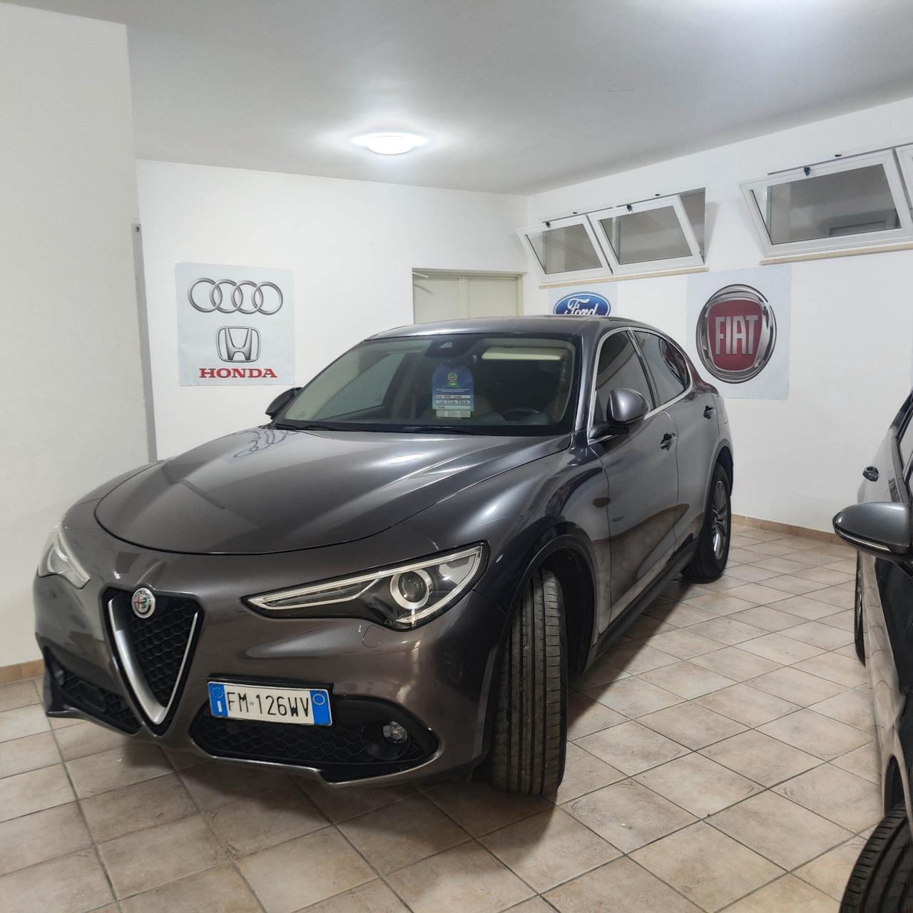 Alfa Romeo Stelvio 2.2 Turbodiesel 210 CV AT8 Q4 Executive