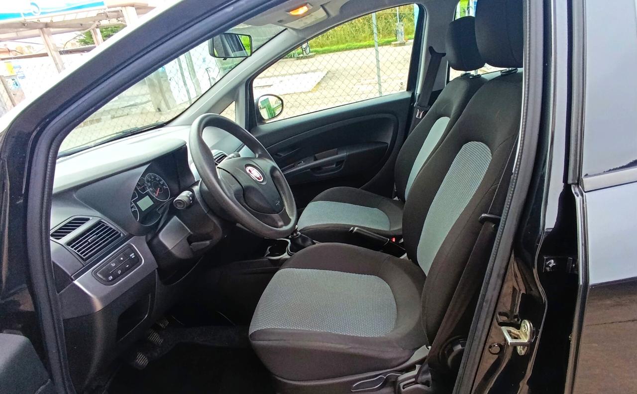 Fiat Grande Punto 1.4 77cv 5 porte Actual Natural Power