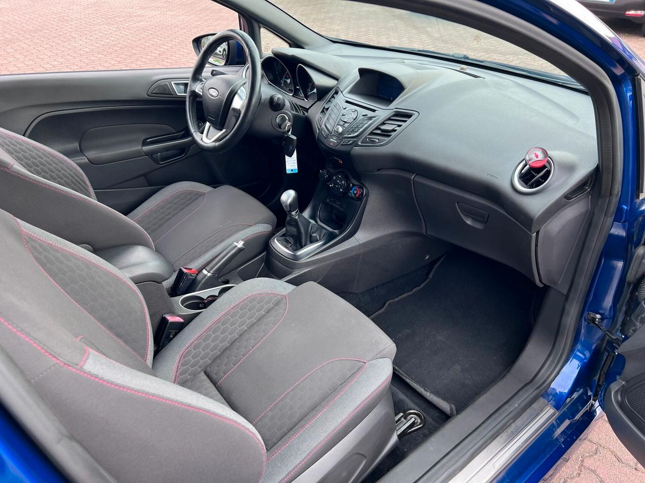 Ford Fiesta 1.5 TDCi 95CV 3 porte ST-Line