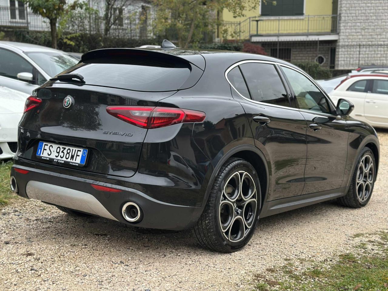 Alfa Romeo STELVIO 2.2d AT8 Q4 SUPER FULLOPT UNICOPR