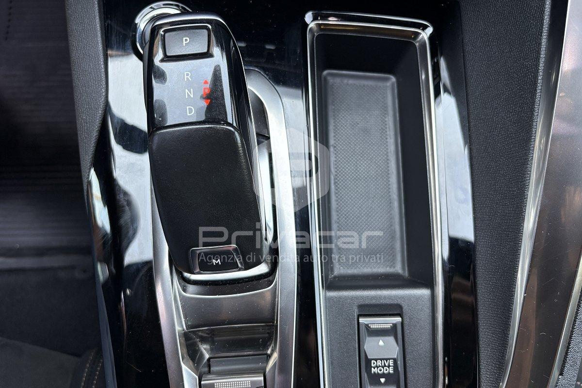 PEUGEOT 3008 BlueHDi 130 S&S EAT8 GT
