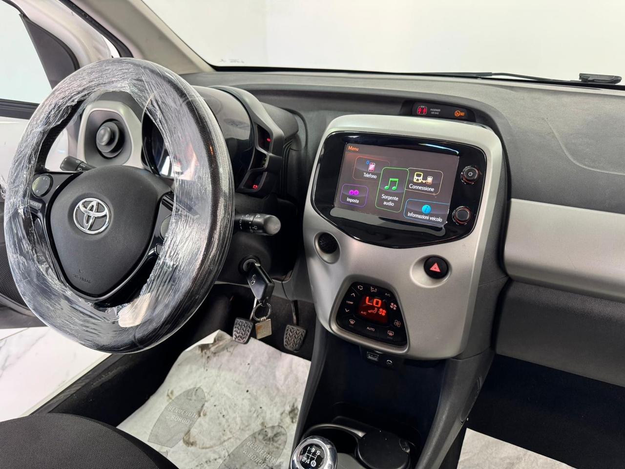 Toyota Aygo 1.0 VVT-i 69 CV 5 porte -TELECAMERA-GARANTITA-2017