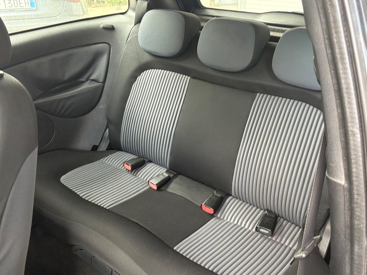 Lancia Ypsilon 1.3 MJT 90 CV Oro Giallo