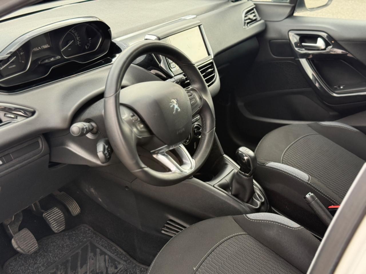Peugeot 208 PureTech 82 5 porte Active