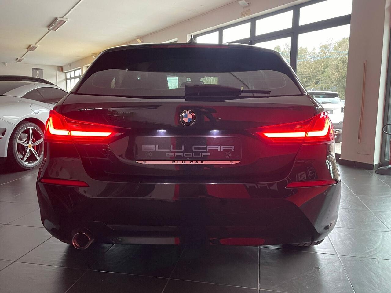 BMW 116d SPORT AUT 116cv *COCKPIT*