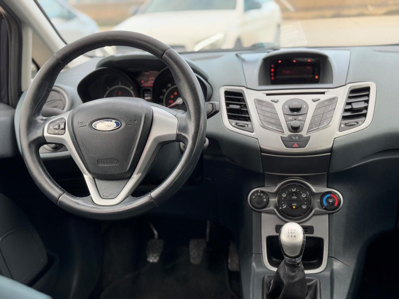 Ford Fiesta 1.4 TDCi 68CV 5 porte
