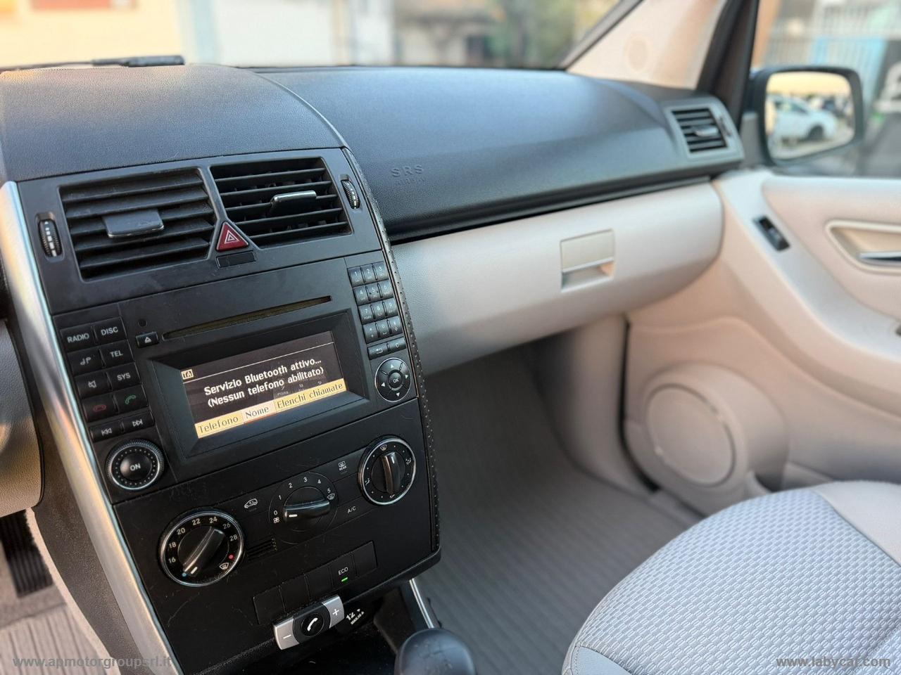 MERCEDES-BENZ A 150 BlueEFFICIENCY Avantgarde