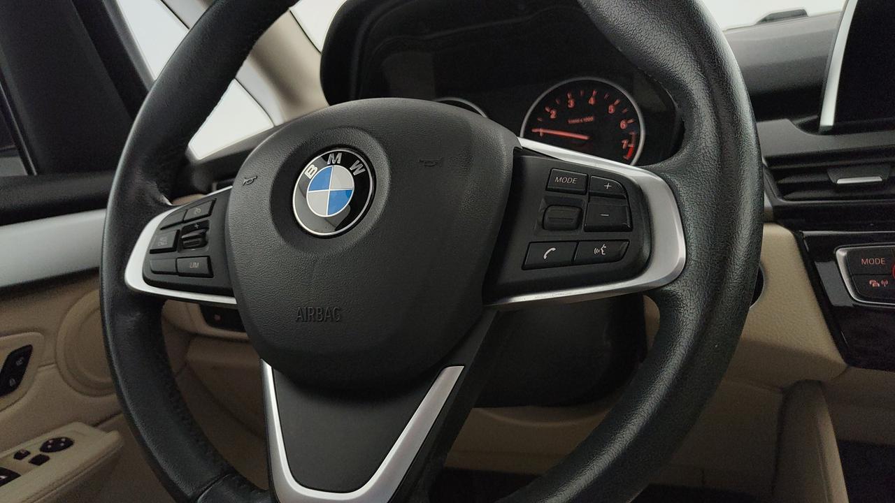 BMW Serie 2 F45 2014 Active Tourer - 220i Active Tourer auto