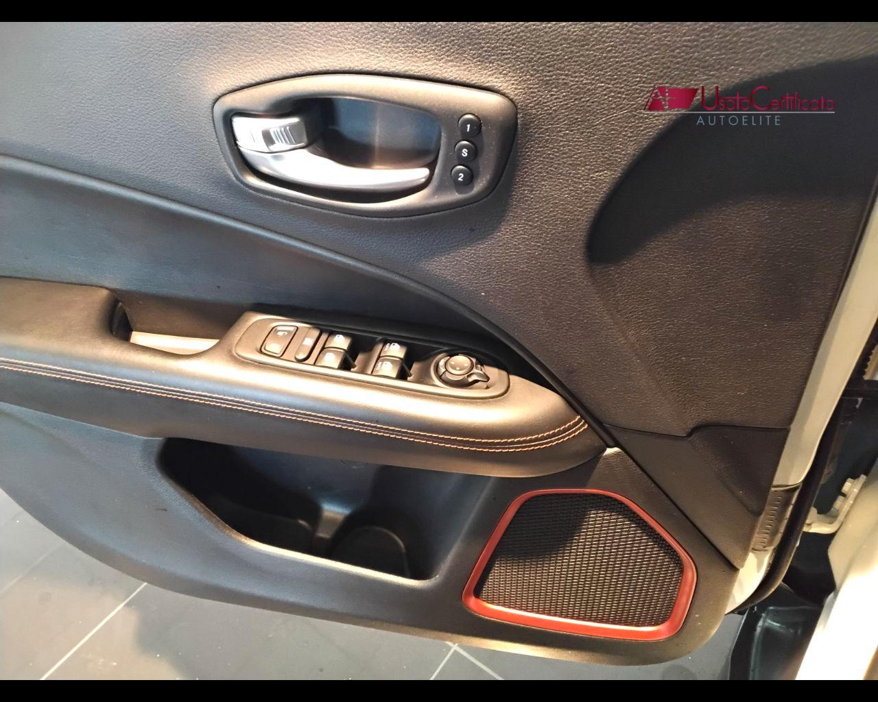 JEEP Compass 2.0 Multijet II 170 aut. 4WD Trailhawk