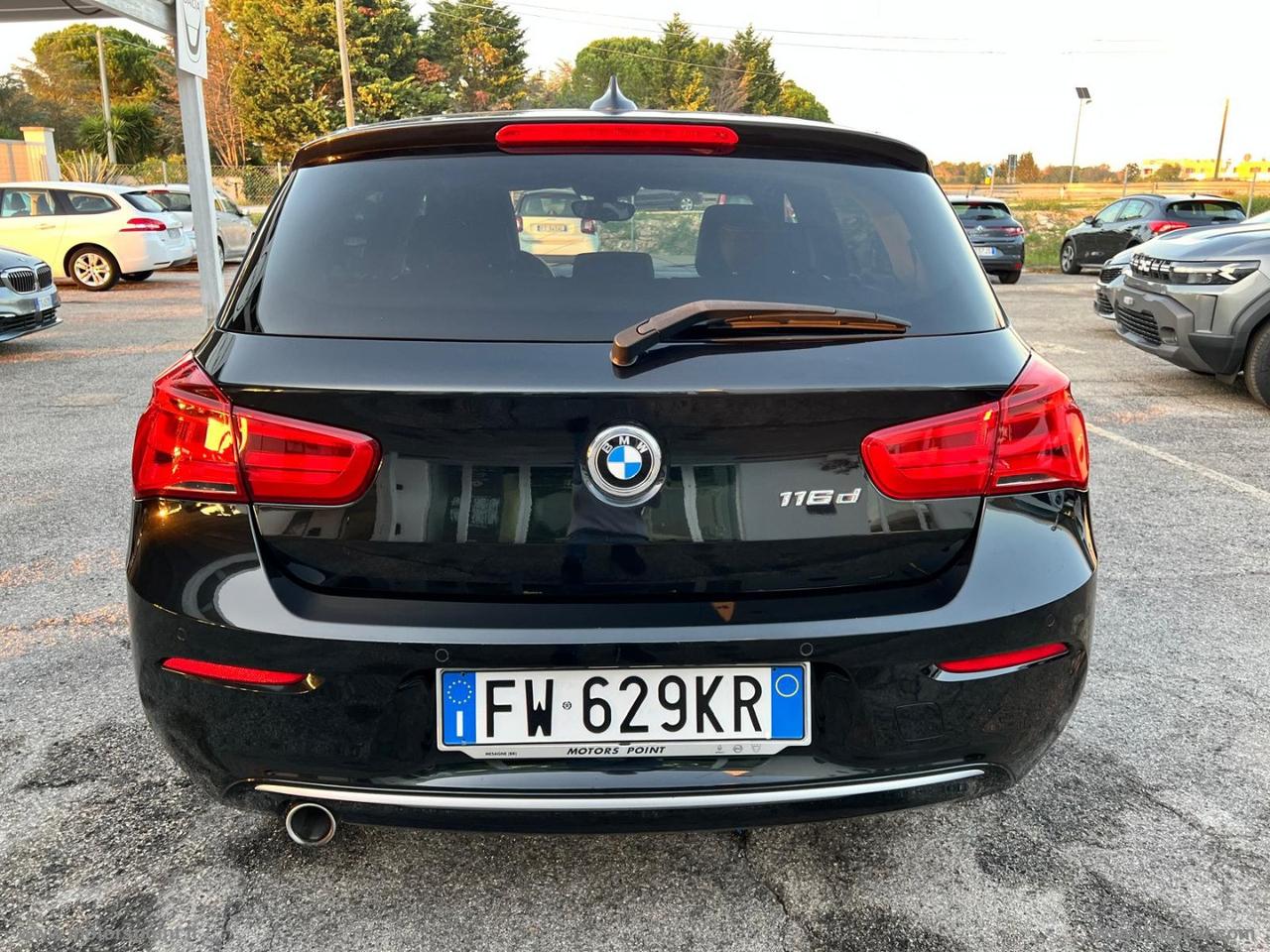 BMW 116d 5p. Urban LINE