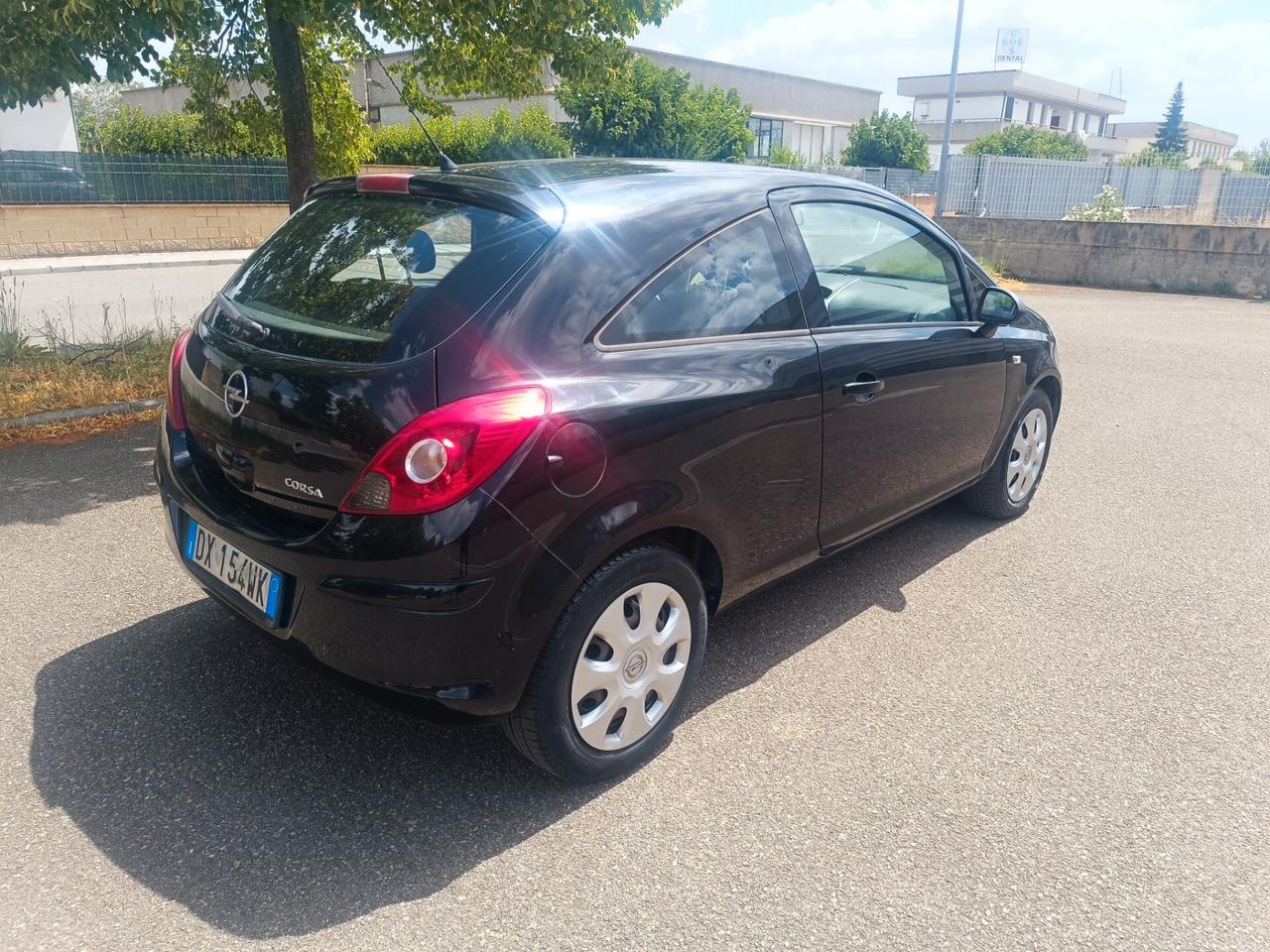 Opel Corsa 1.2 3 porte del 09 SOLO 119.000 KM