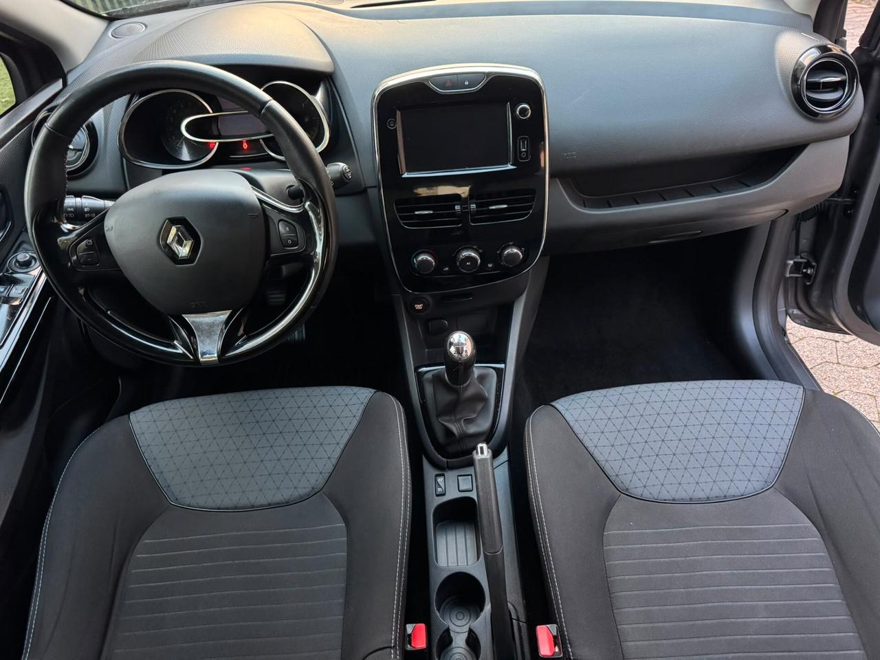 Renault Clio 0.9 TCe 12V 90CV Start&Stop 5 porte Energy*EURO5*NEOPATENTATI