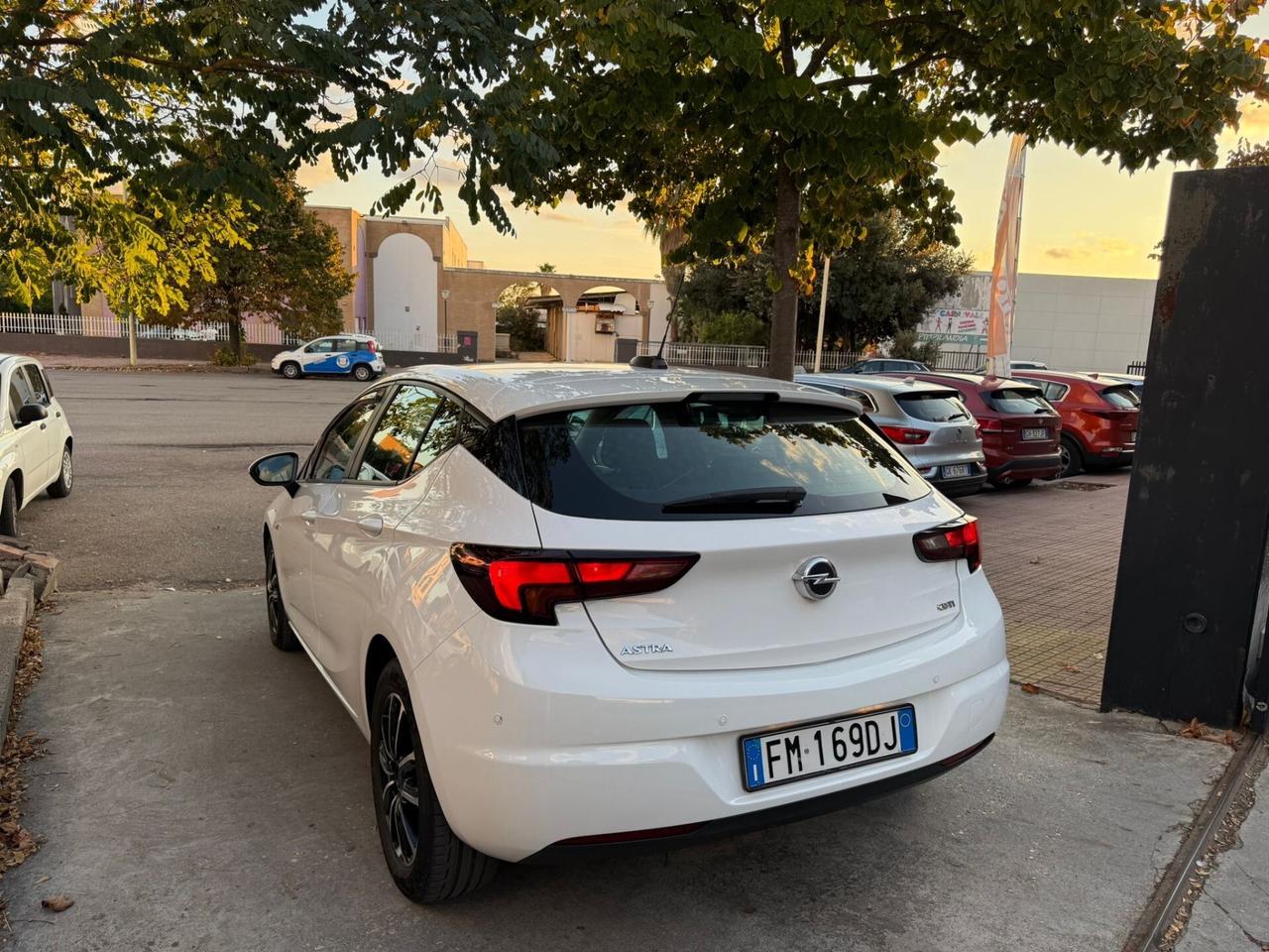 Opel Astra 1.6 CDTi 110CV