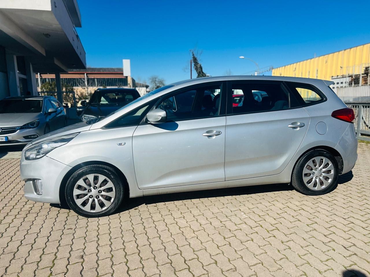 Kia Carens 1.7 CRDi 115 CV Cool